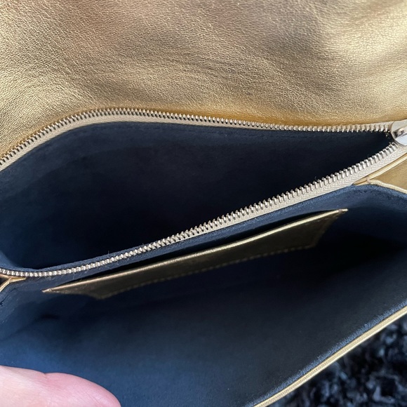 Louis Vuitton pochette coussin - Picture 10 of 11